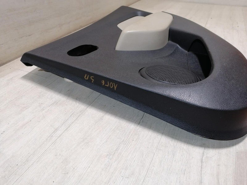 Logan 2 обшивка двери задняя правая эл черная+бежевая