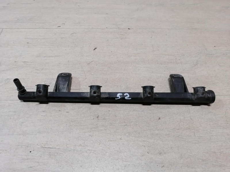 Logan 2 рампа топливная 8 кл