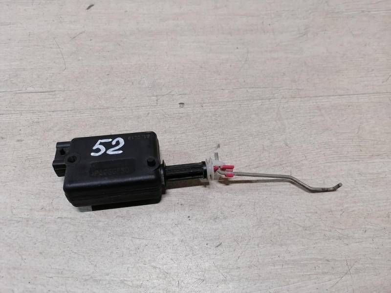 Logan 2 активатор замка багажника с тягой