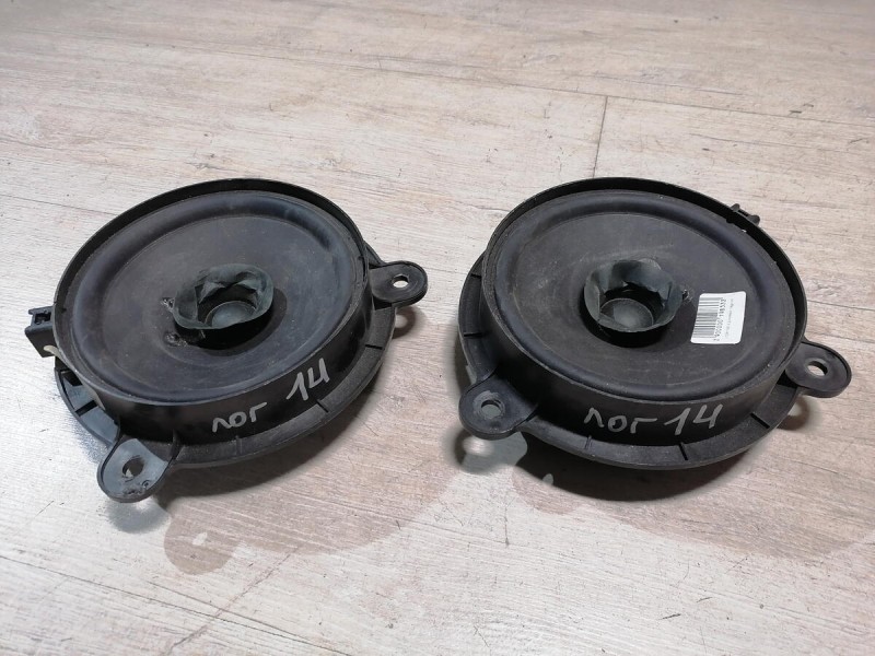Logan 2 динамик задний