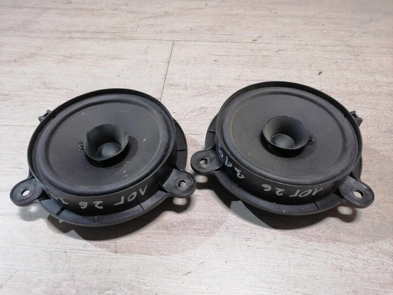 Logan 2 динамик задний