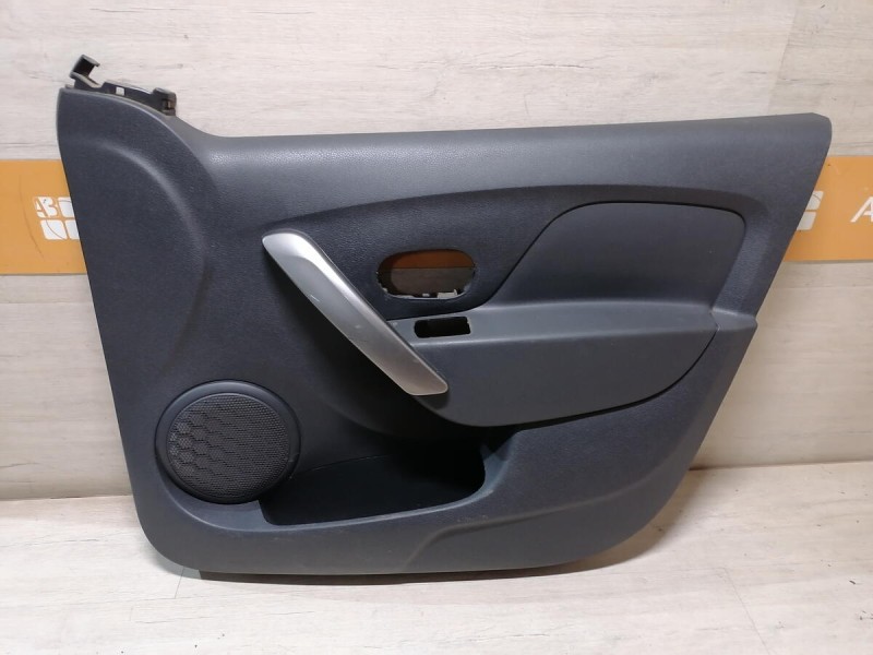 Logan 2 обшивка двери передняя правая эл деф