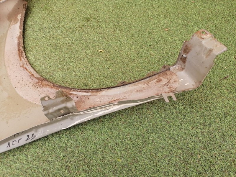 Logan №23 крыло переднее левое деф