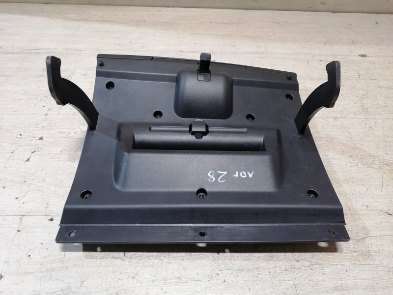 Logan №28 бардачок