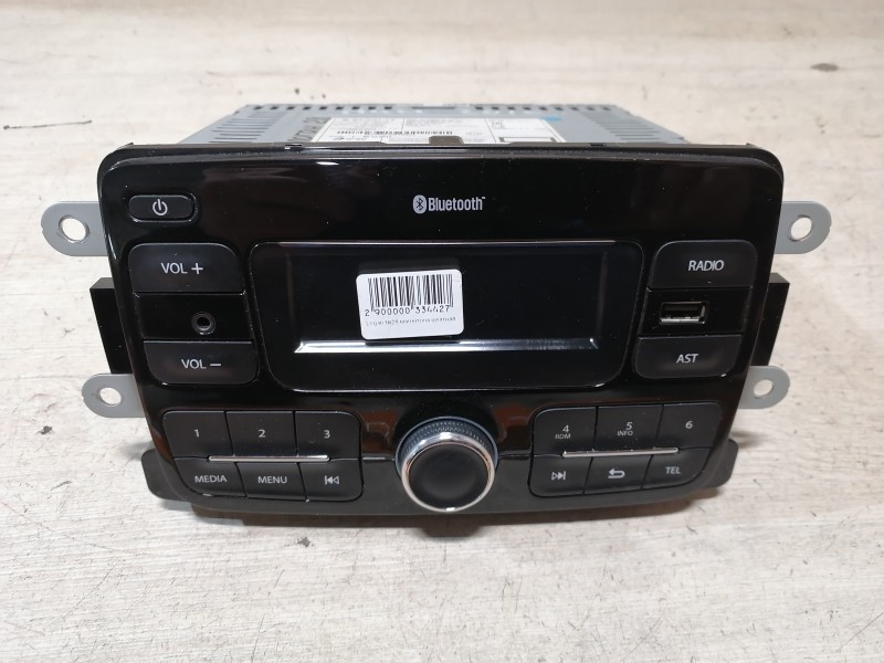 Logan №28 магнитола штатная