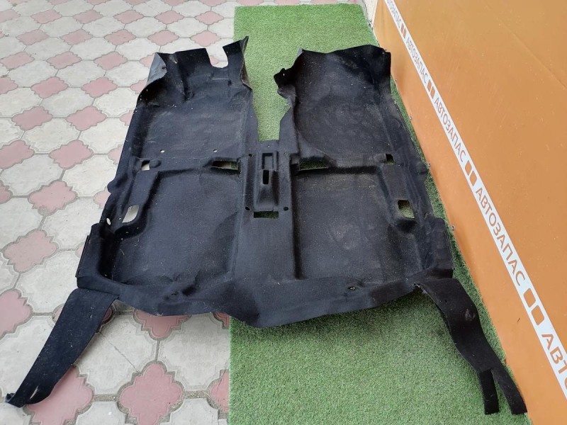 Logan №29 пол салона деф