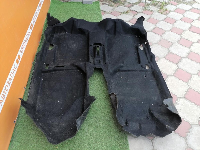 Logan №29 пол салона деф