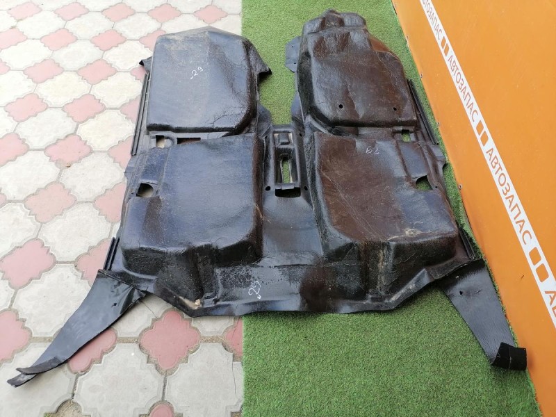 Logan №29 пол салона деф