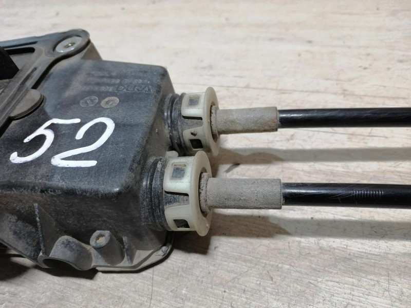 Logan 2 кулиса мкпп тросиковая в сборе рест