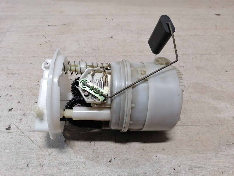 Logan №33 бензонасос