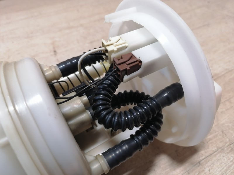 Logan №33 бензонасос