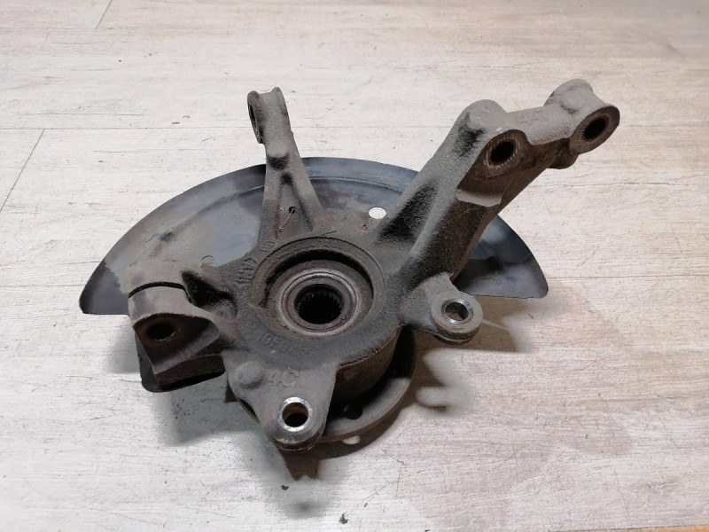 Logan 2 кулак левый