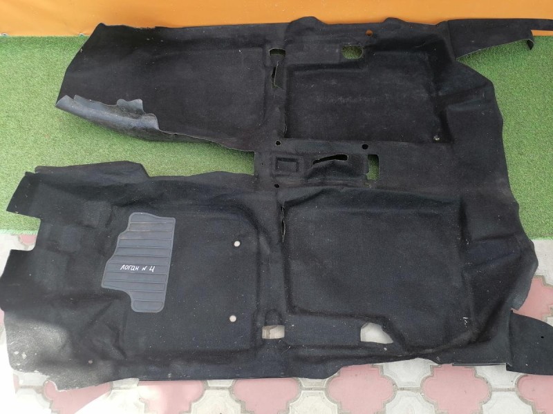 Logan №9 пол салона