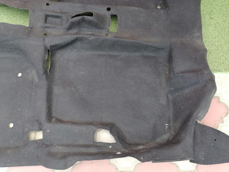 Logan №9 пол салона