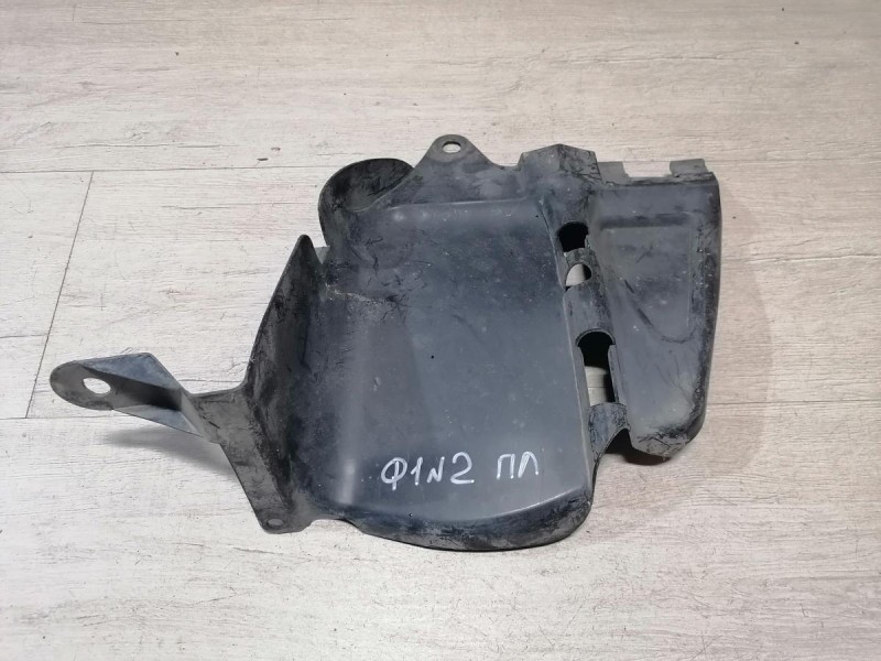 Logan ф1 №2 пыльник двигателя левый