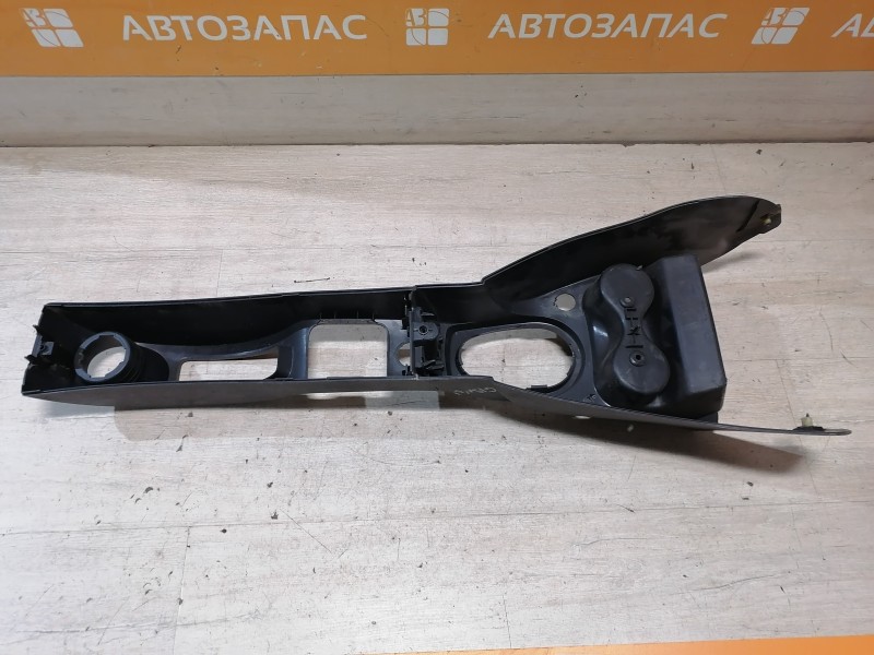 Almera G15 №5 консоль центральная в сборе деф