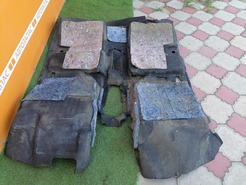 Almera G15 №5 пол салона