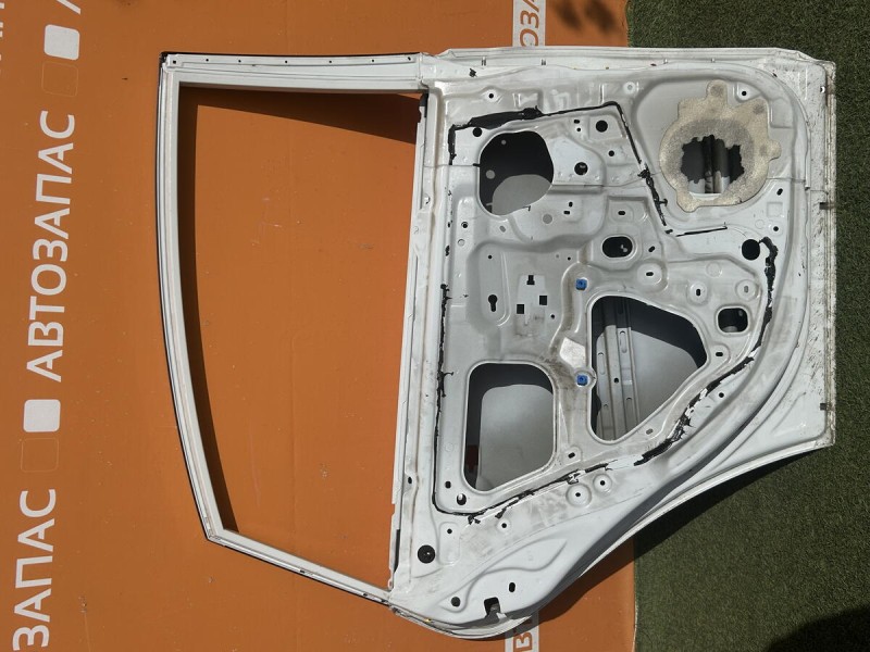 Almera G15 №7 дверь задняя левая