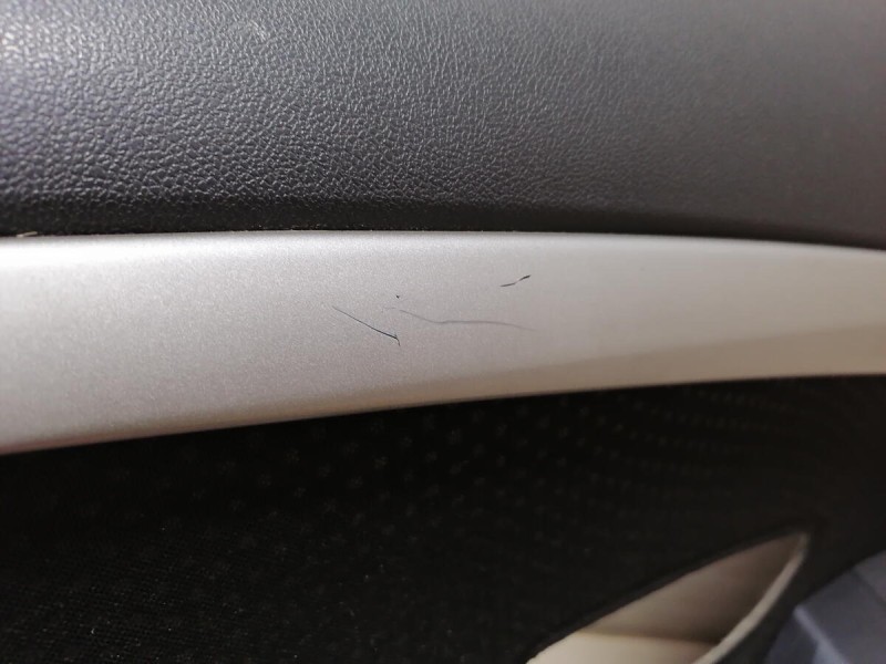 Almera G15 обшивка двери передняя левая деф