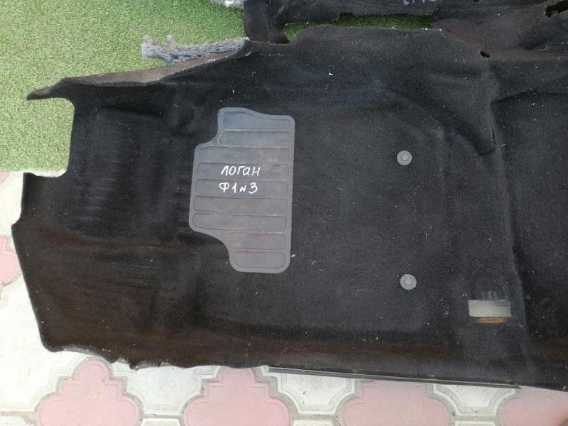 Logan ф1 №3 пол салона