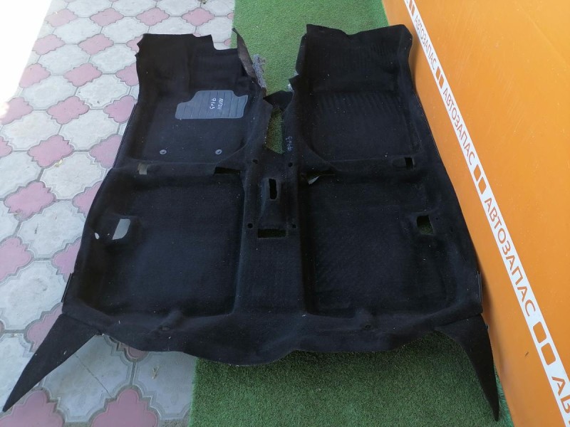 Logan ф1 №3 пол салона