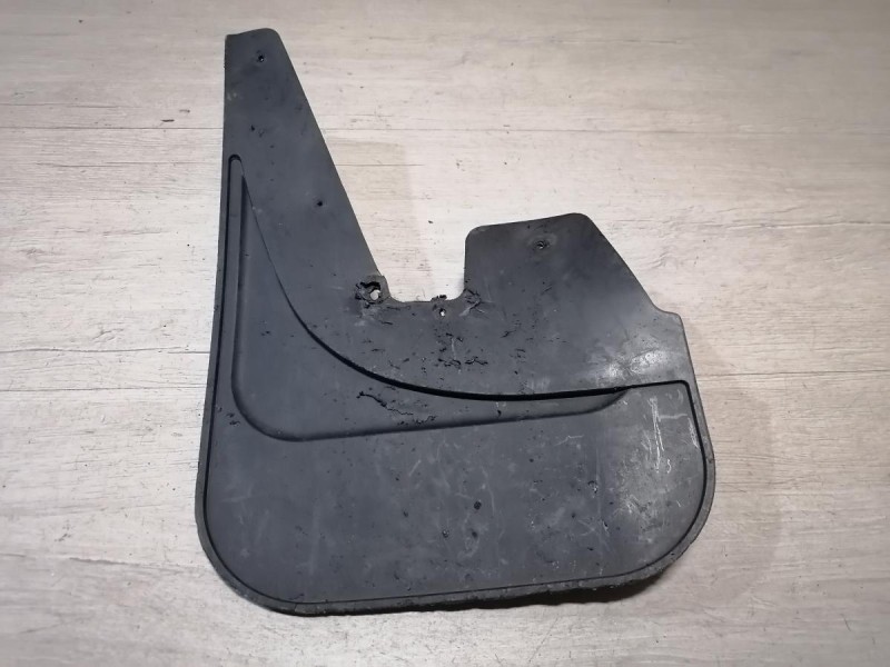 Logan ф2 №1 брызговик задний правый