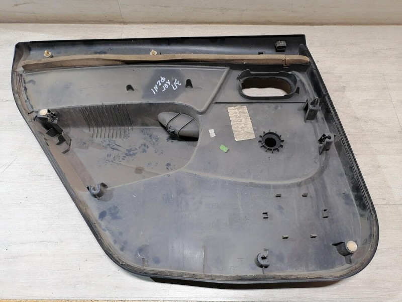 Logan ф2 №1 обшивка двери задняя правая мех