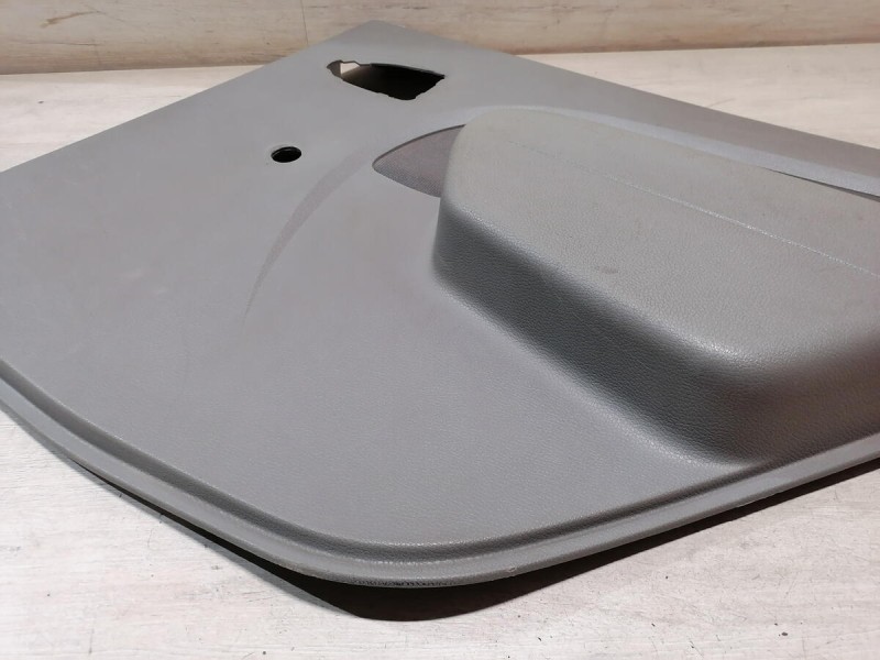 Logan ф1 обшивка двери задняя правая мех