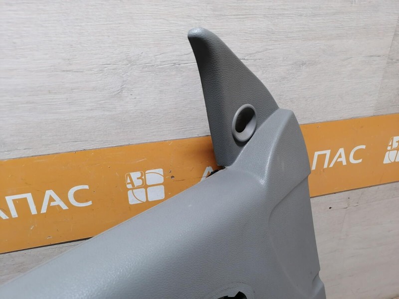 Logan ф1 обшивка двери передняя левая эл