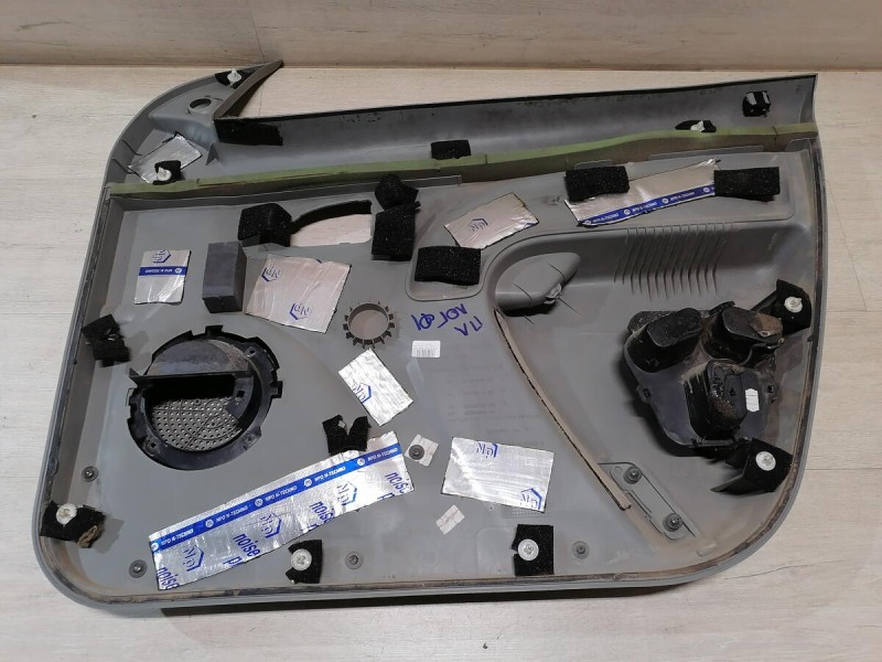 Logan ф1 обшивка двери передняя левая эл