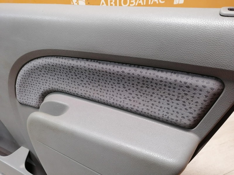 Logan ф1 обшивка двери передняя правая  эл