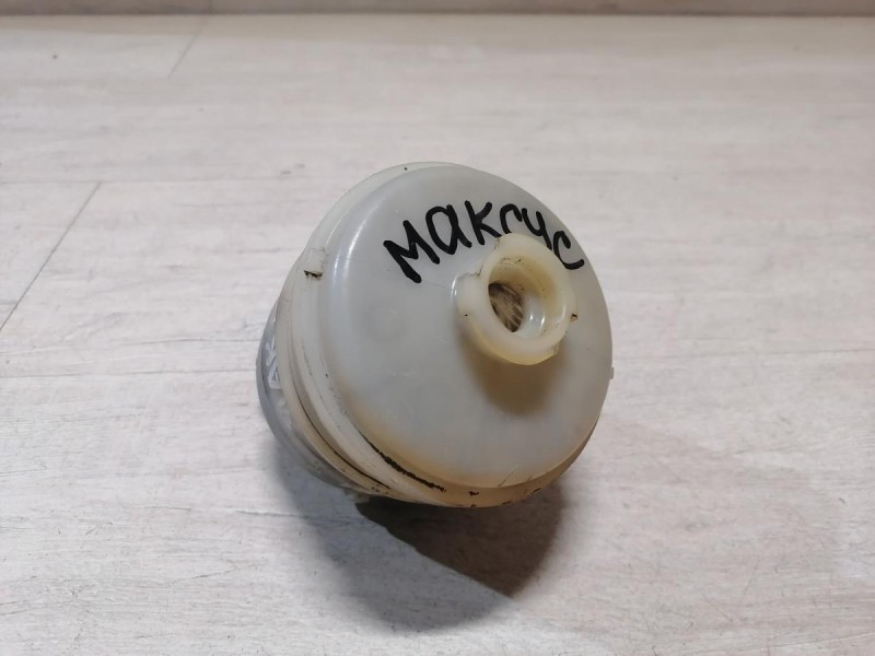 Maxus бачок ГУР