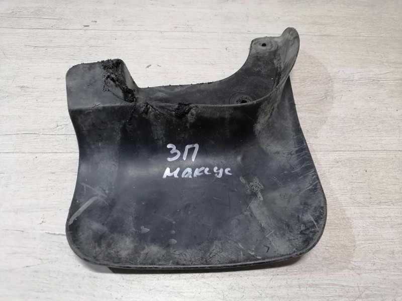 Maxus брызговик задний правый