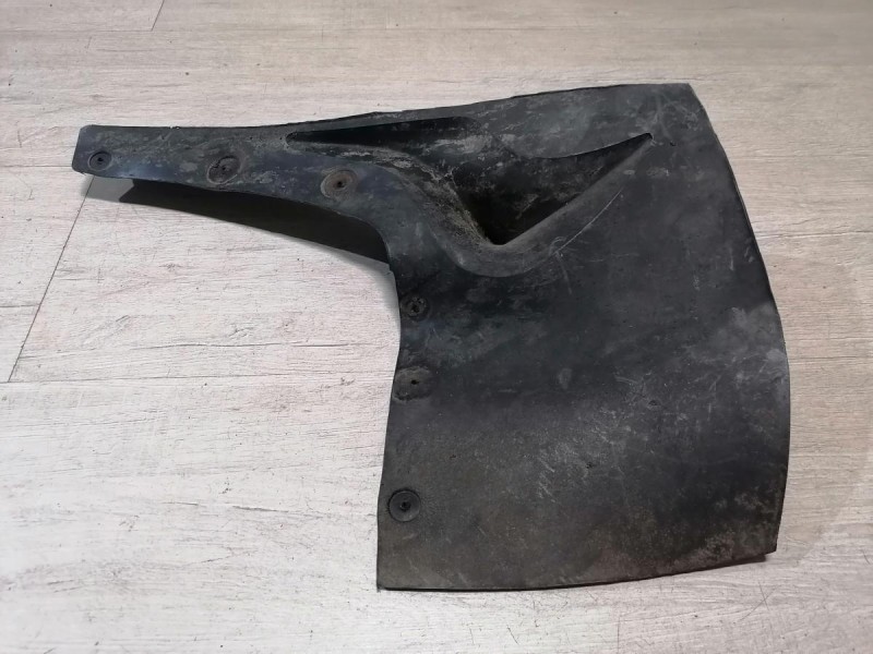 Maxus брызговик передний левый