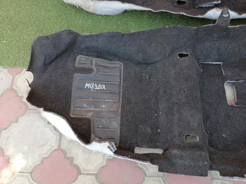 Mazda 6 GG пол салона