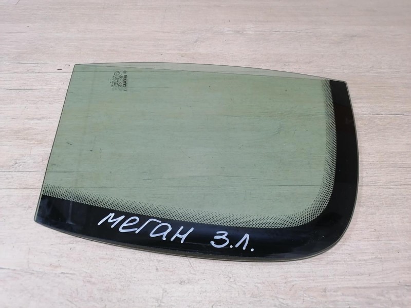 Megane 2 форточка левая