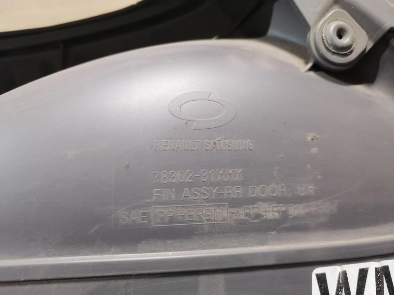 Almera Classic обшивка двери задняя правая мех