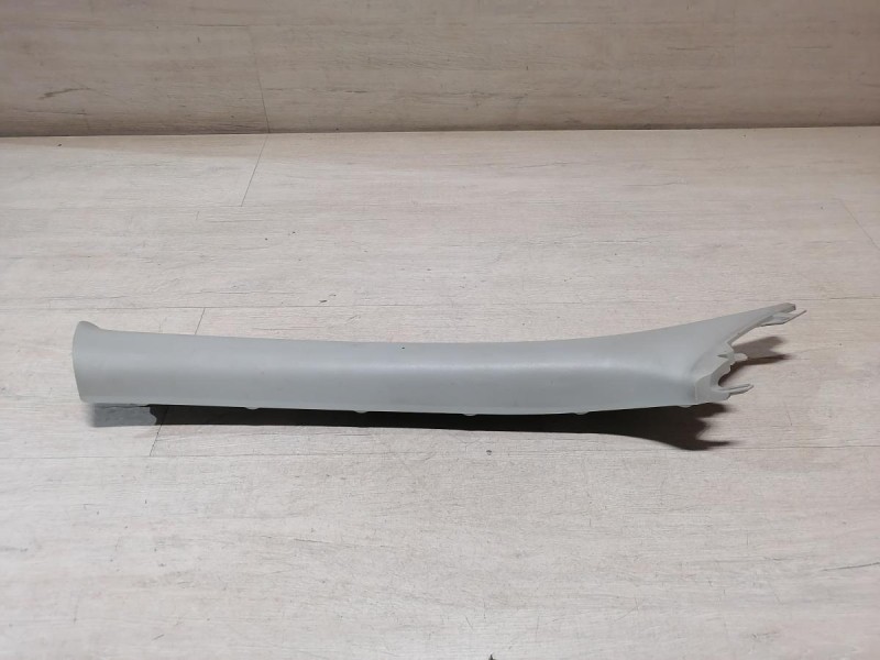 Almera G15 обшивка передней стойки верхняя левая