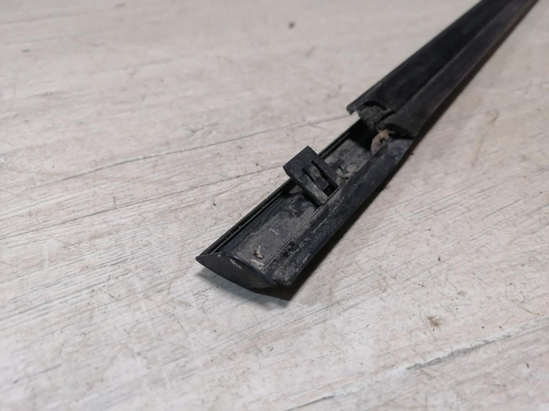 Almera G15 бархотка наружная задняя левая