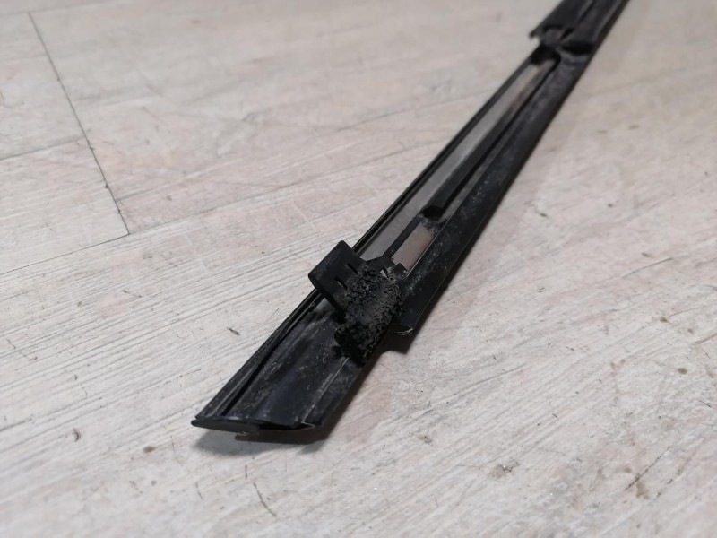 Almera G15 бархотка наружная передняя левая