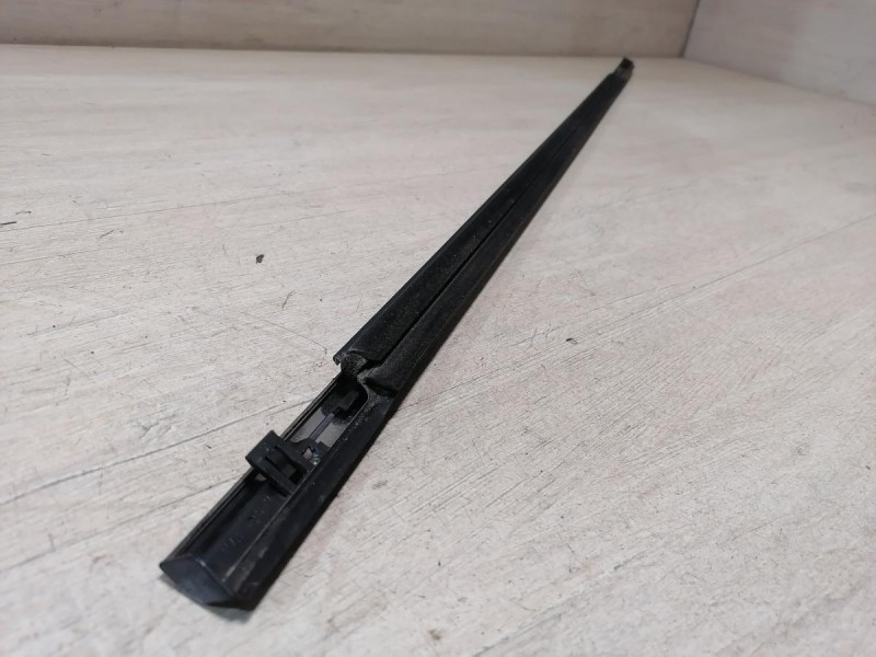 Almera G15 бархотка наружная передняя правая