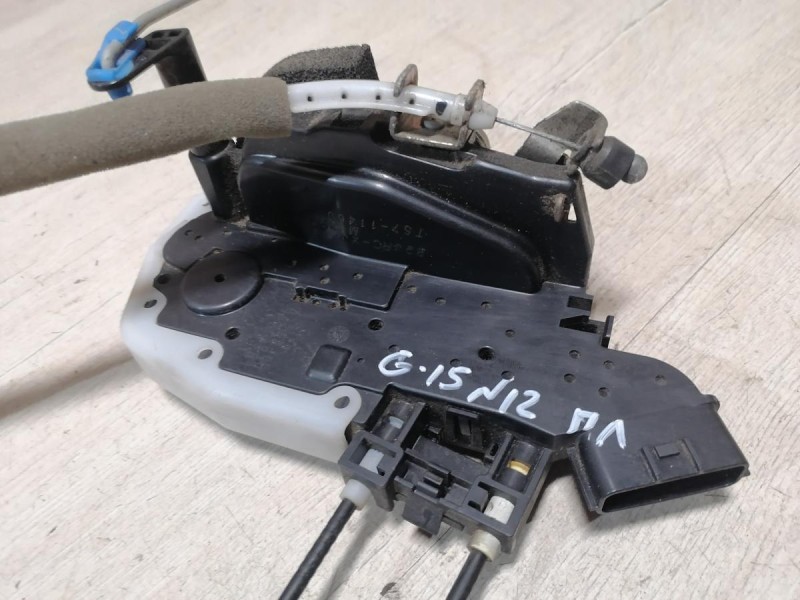 Almera G15 замок двери передний левый