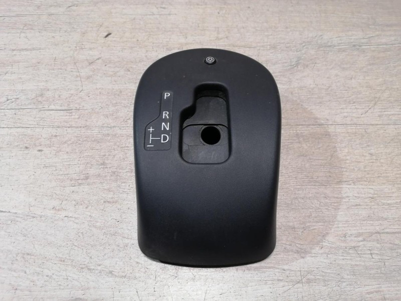 Almera G15 накладка кулисы АКПП