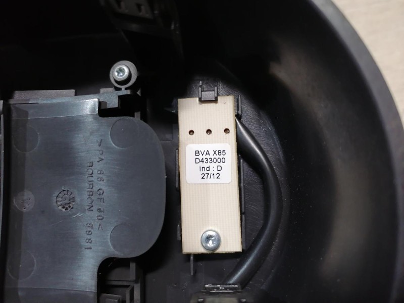 Almera G15 накладка кулисы АКПП