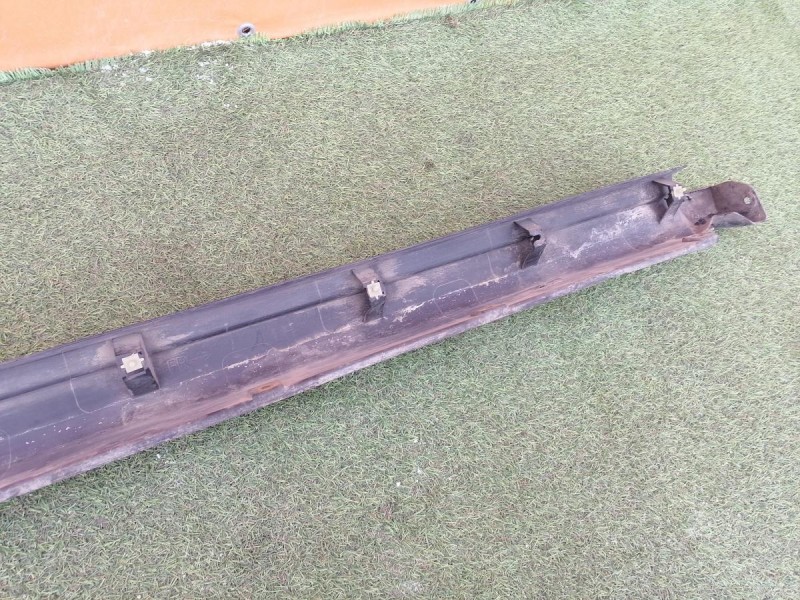 Almera G15 накладка порога наружная левая