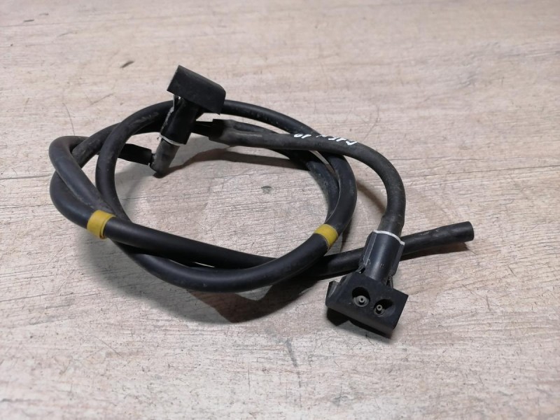 Almera G15 форсунка омывателя лобового стекла комплект