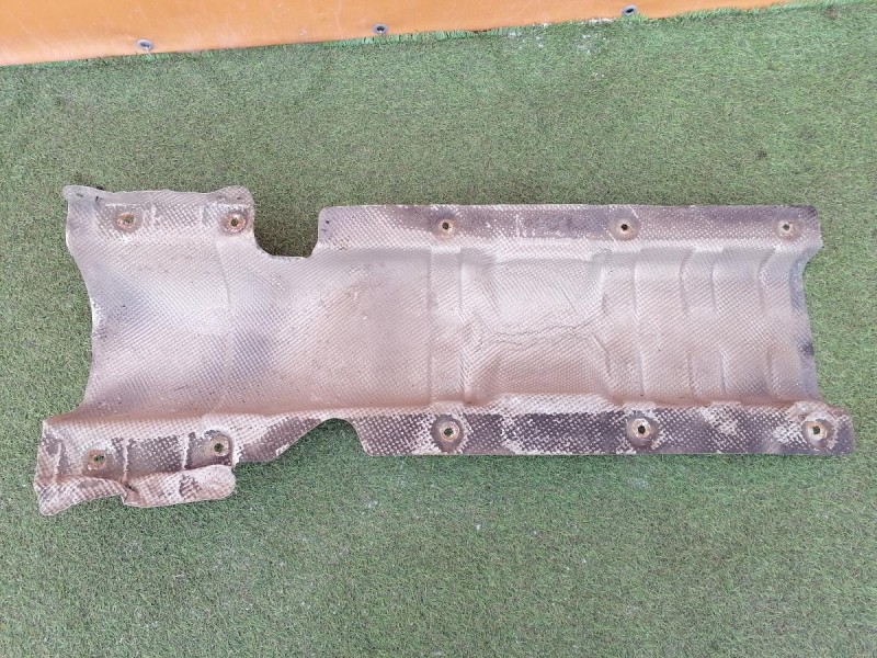 Almera G15 тепловой экран глушителя большой