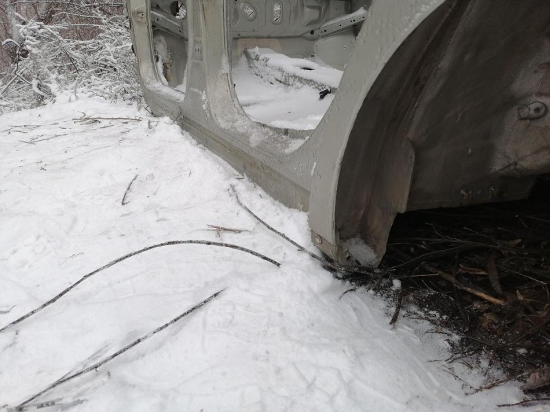 Almera G15 №12 порог левый