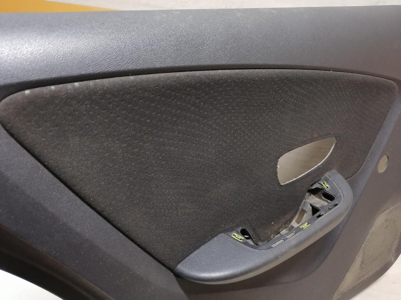 Almera G15 обшивка двери задняя левая мех