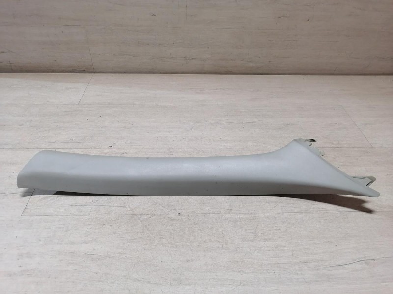 Almera G15 обшивка передней стойки верхняя правая